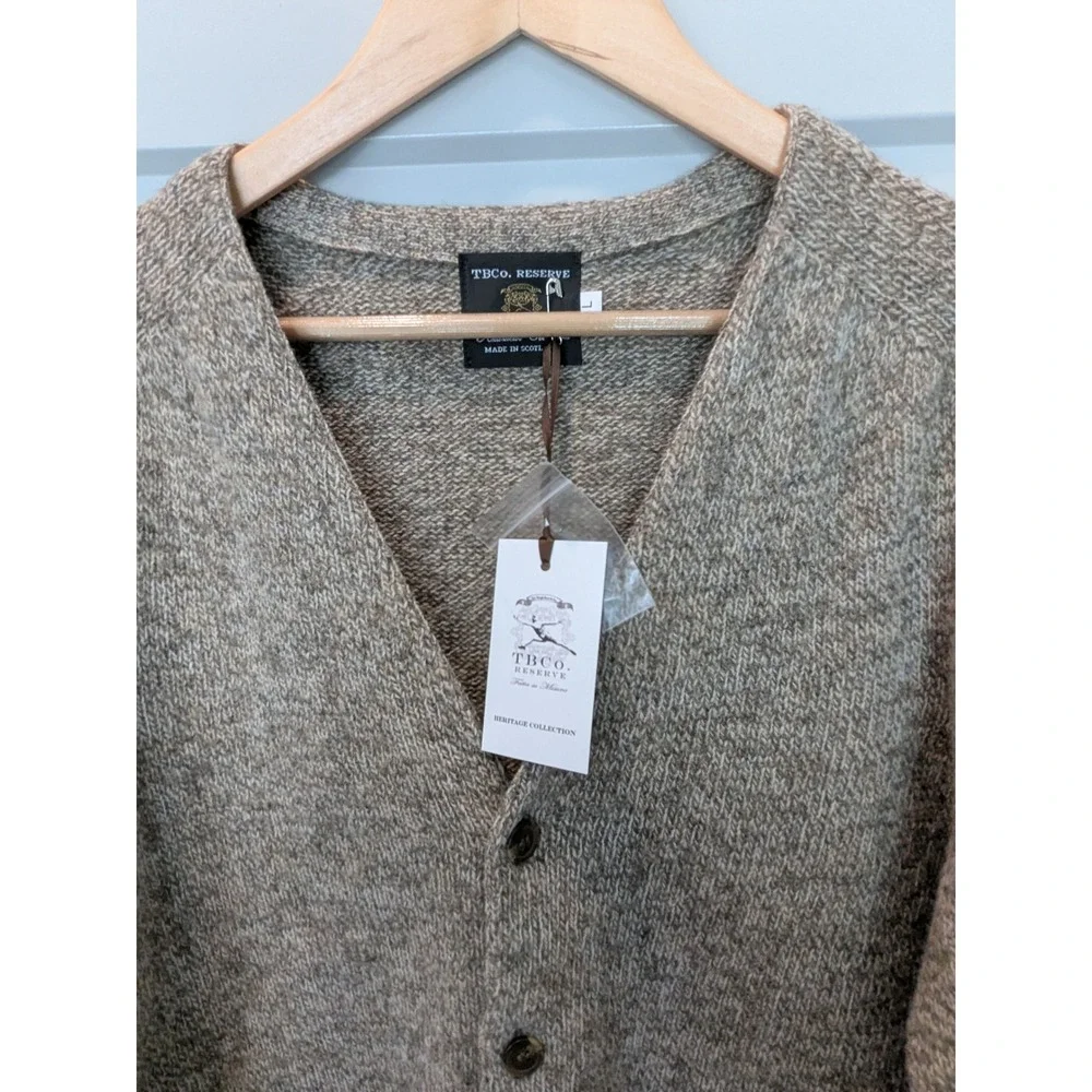 NWT Tough Boot Company Men's Cardigan Sweater L 100% Wool Made in Scotland‎